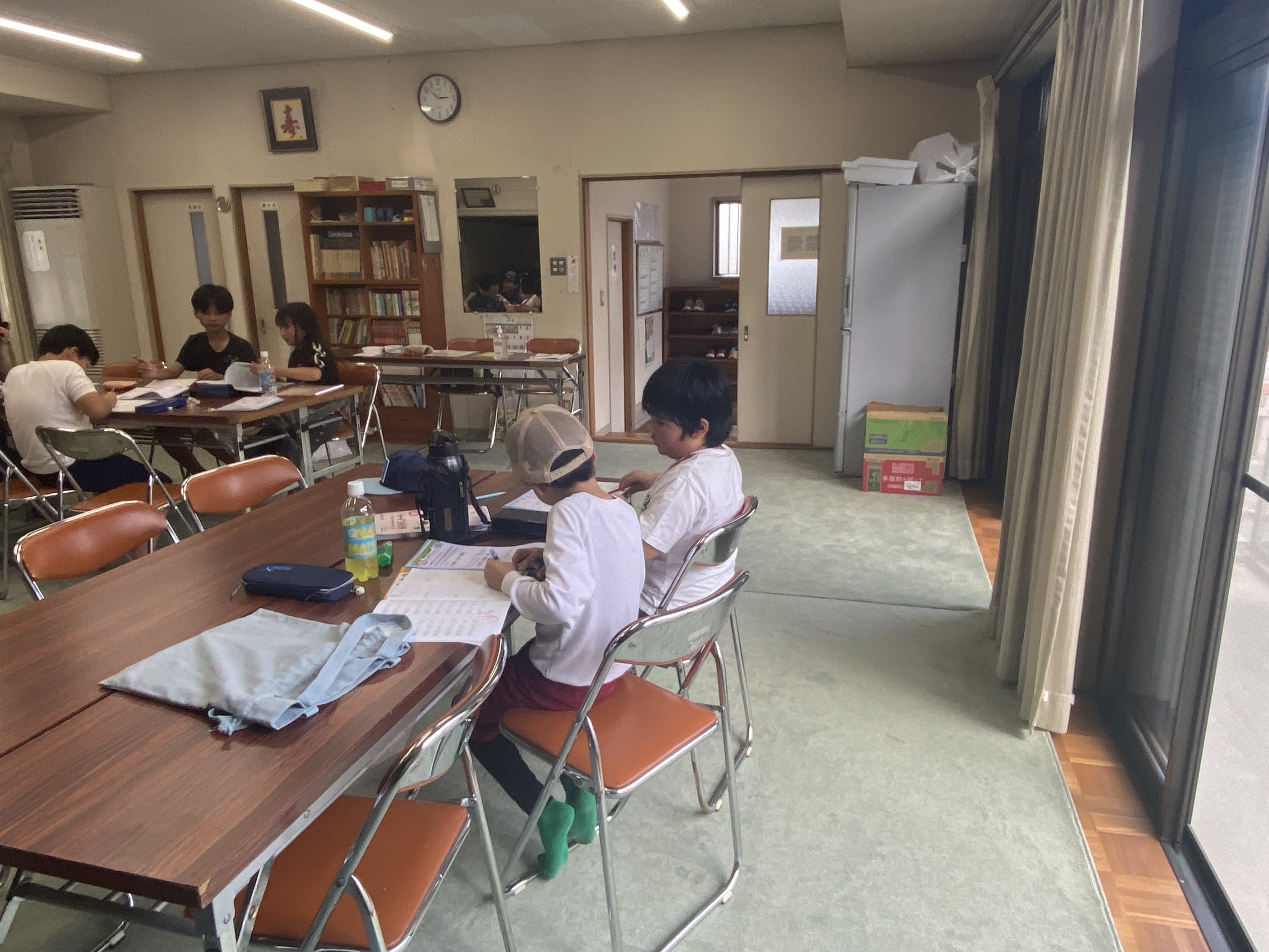 宿題やっている様子