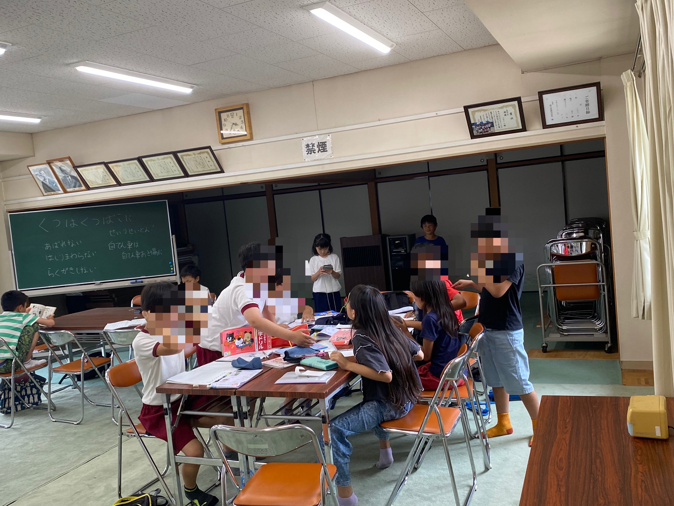 宿題やっている様子