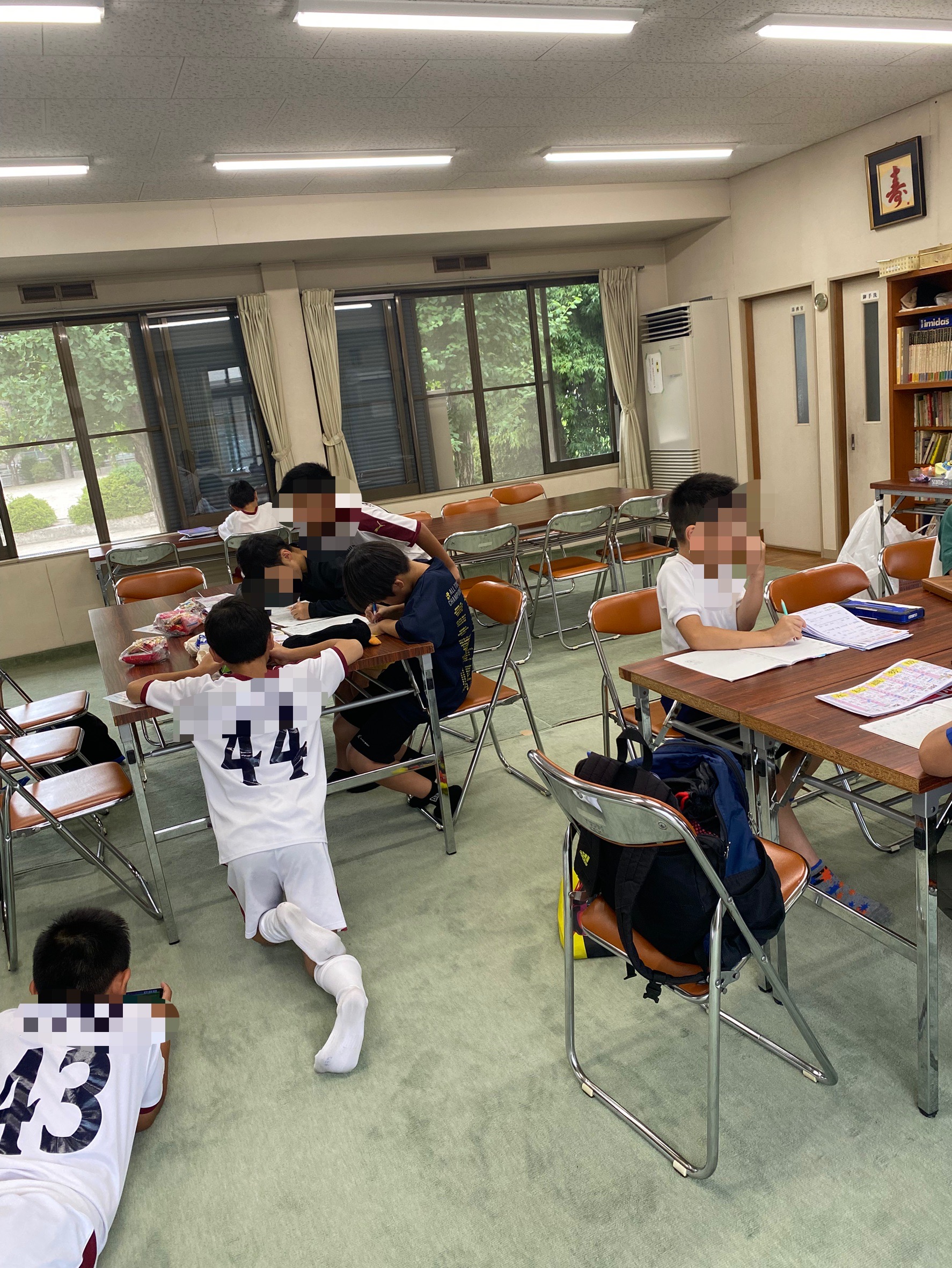 宿題やっている様子