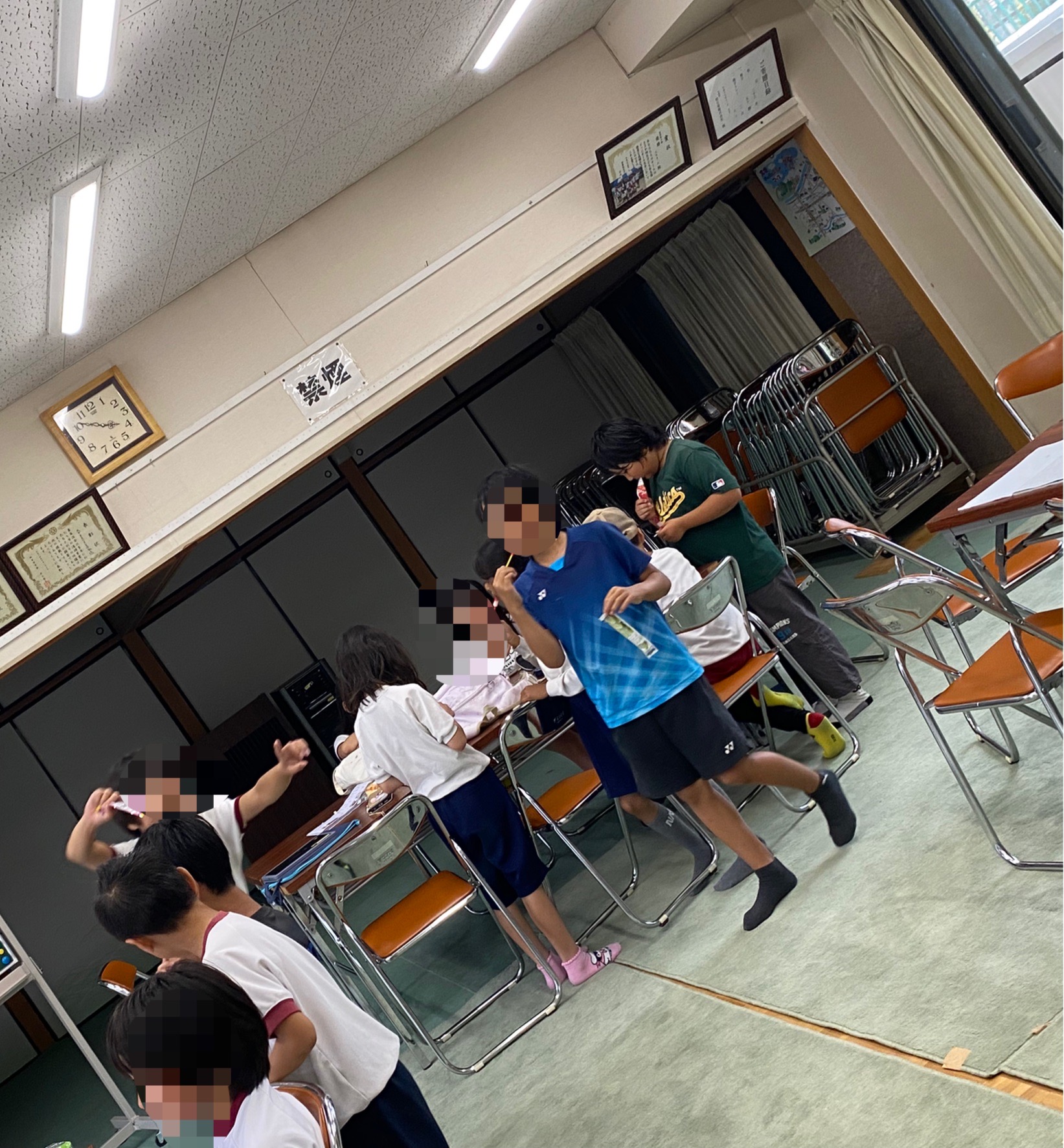 宿題やっている様子