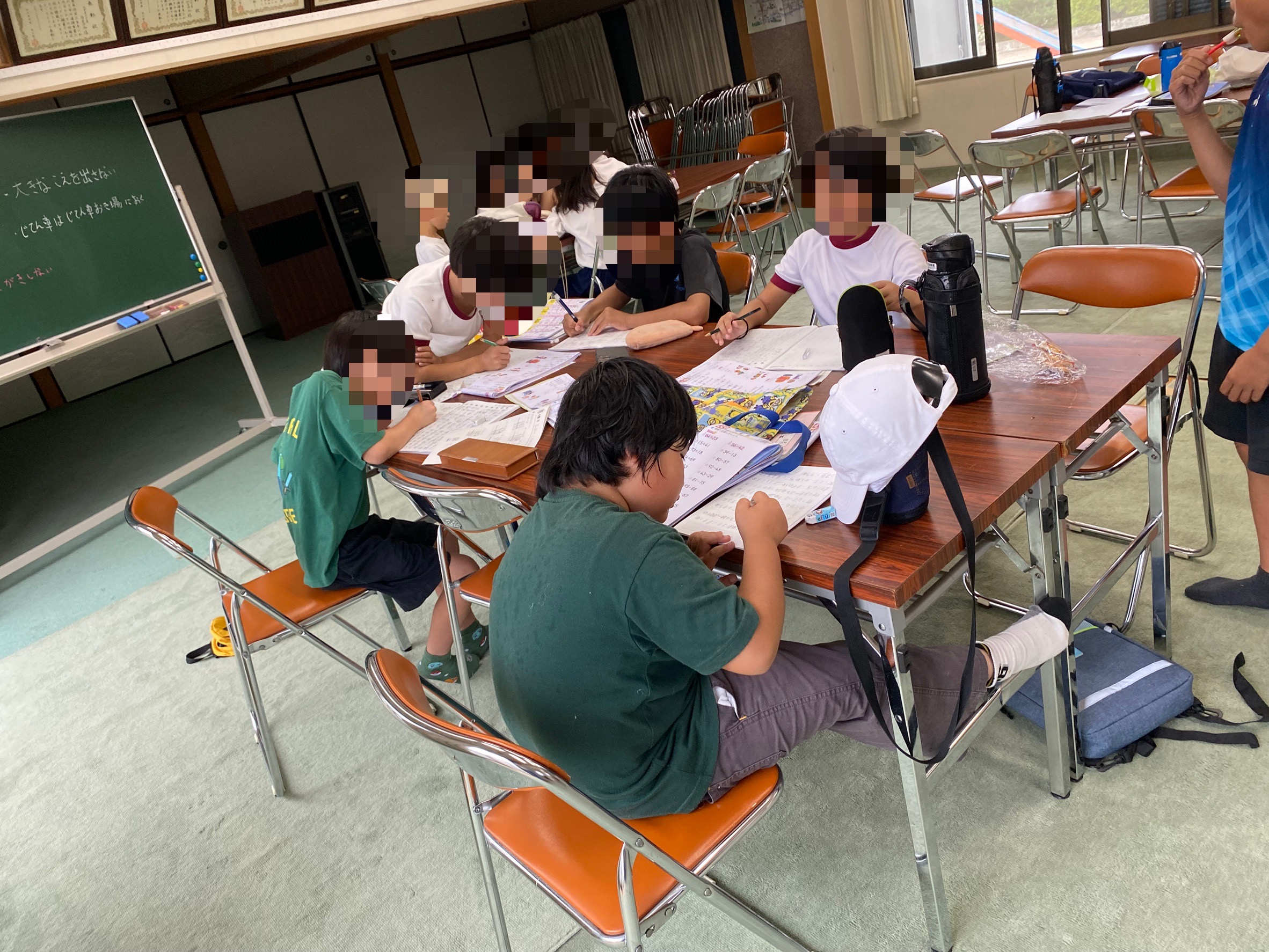 宿題やっている様子