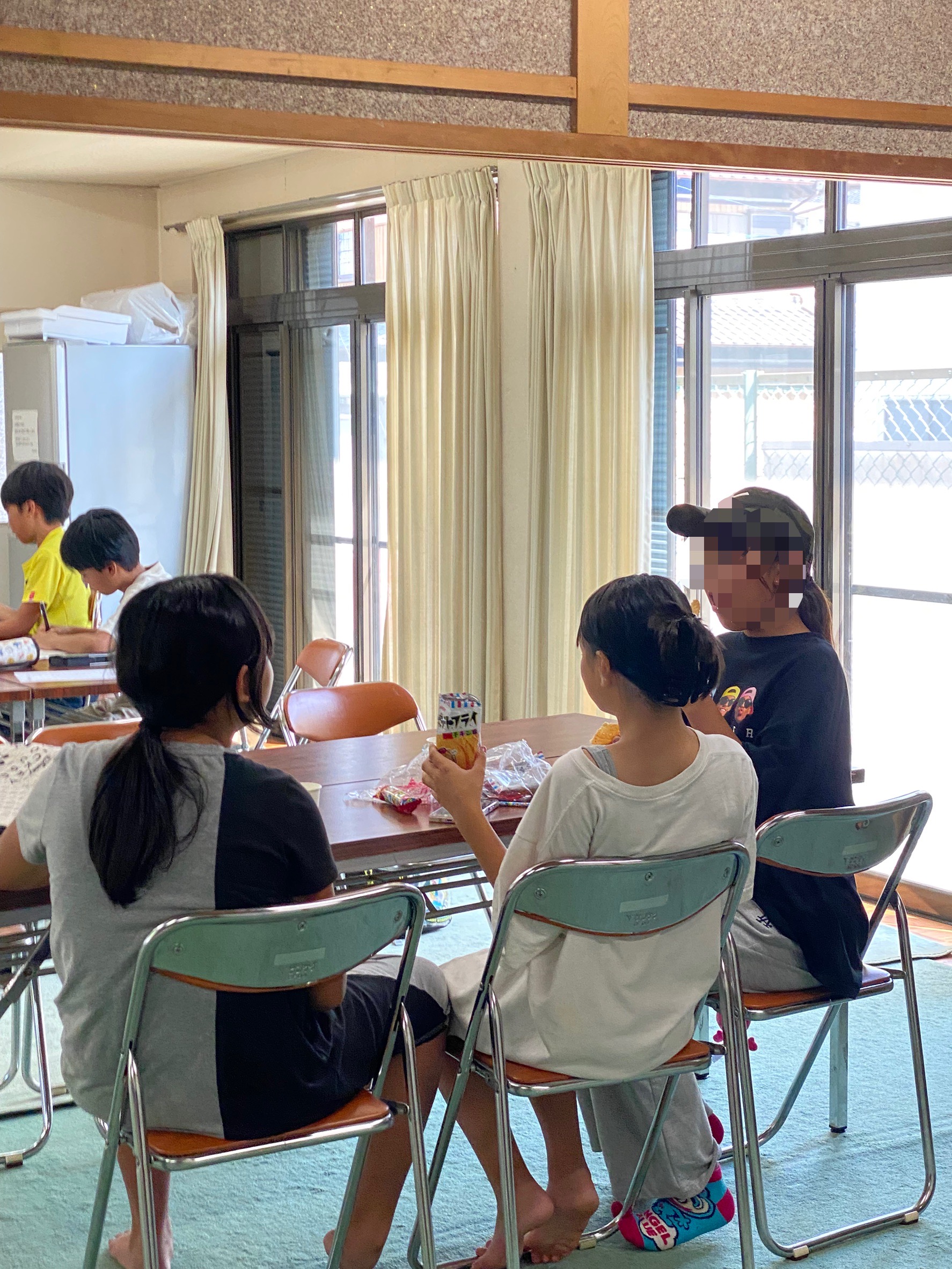 宿題やっている様子
