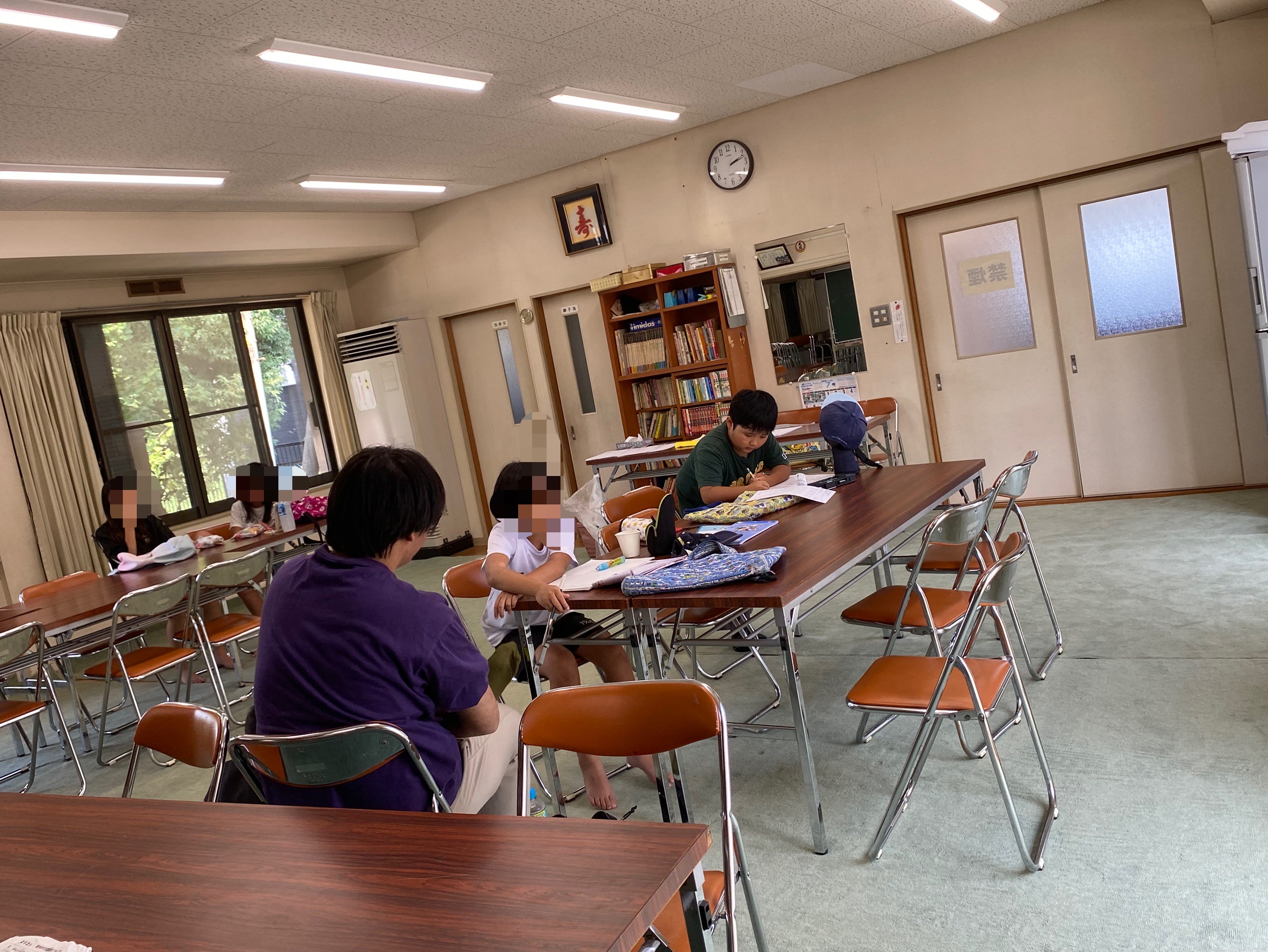 宿題やっている様子