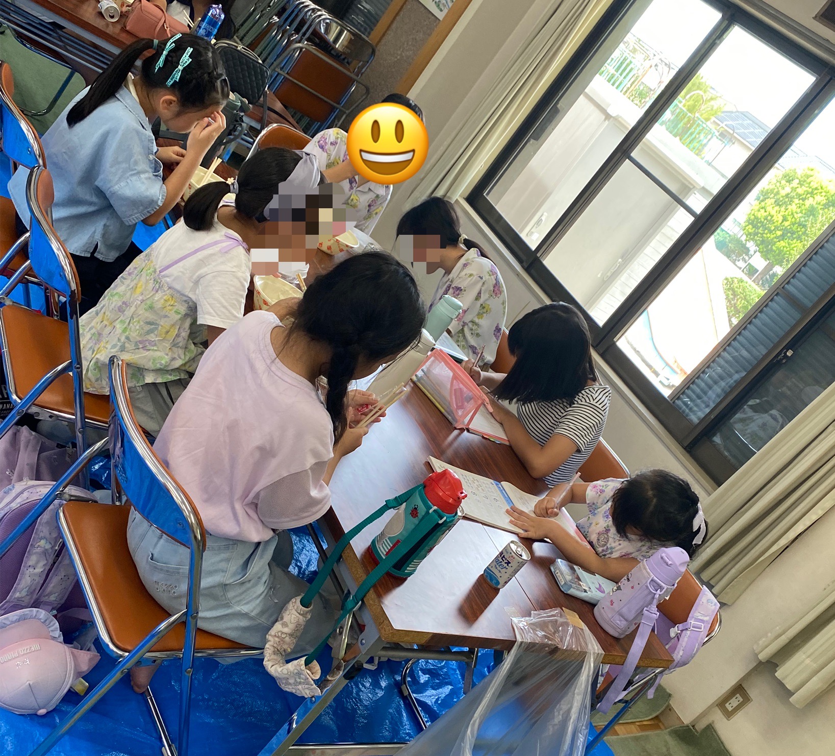 宿題やっている様子